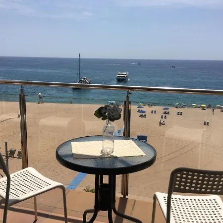 Апартаменты Vivalidays Garbi - Centro Льорет-де-Мар